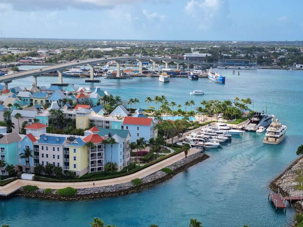 אטלנטיס של הקריביים. אתר הנופש באי גן העדן בבהאמה. | מיכאל טוכפלד