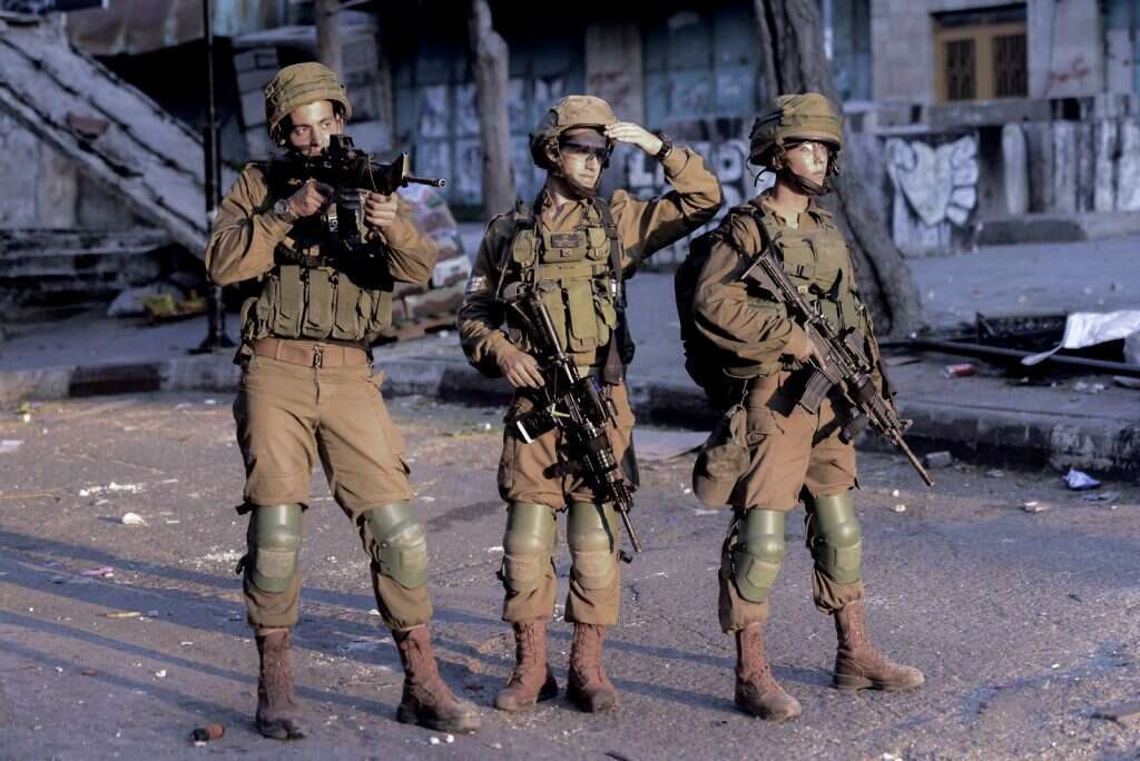 חיילי צה"ל ביו"ש. | אריק מרמור חיילי צה"ל ביו"ש. | אריק מרמור