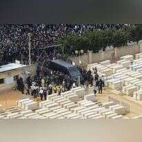 הלוויית הרב קניבסקי, השבוע. | פלאש 90