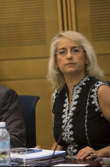 דלית שטאובר, מנכ"לית משרד החינוך. | יונתן זינדל, פלאש 90 דלית שטאובר, מנכ"לית משרד החינוך. | יונתן זינדל, פלאש 90