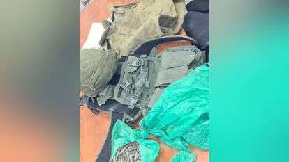 הציוד שנתפס הלילה. | דוברות המשטרה