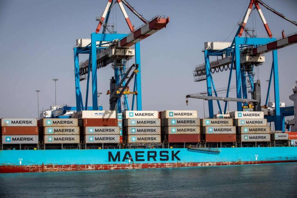 רציף בנמל חיפה. | אריק סולטן