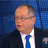 לא שווה שיעור היסטוריה. אברמוביץ' באולפן שישי. | מסך מתוך ערוץ 12