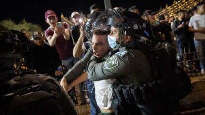 התפרעויות בשער שכם. | יונתן זינדל/פלאש90