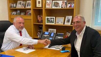 אורבך וליברמן נפגשים בלשכתו של שר האוצר