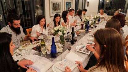 הפן הפוליטי מפספס את הפן היהודי. ליל סדר (אילוסטרציה). | נתי שוחט, פלאש 90 הפן הפוליטי מפספס את הפן היהודי. ליל סדר (אילוסטרציה). | נתי שוחט, פלאש 90