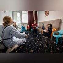 הפליטים מקהילת נפטון, רומניה. | אלי אטקין