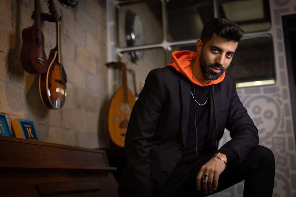 חבר ומלחין. אוריין שוקרון. | אריק סולטן