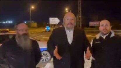 ראש עיריית ביתר עילית מפציר בתושבים לא לקנות בחוסאן. | מסך