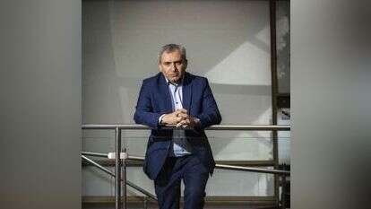 "שברתי לאבי את הלב כשעליתי ארצה". אלקין. | אוליבייה פיטוסי - פלאש 90 "שברתי לאבי את הלב כשעליתי ארצה". אלקין. | אוליבייה פיטוסי - פלאש 90