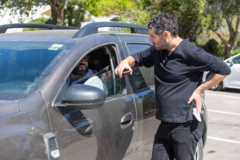 אורי. | יוסי אלוני