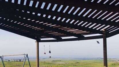 הנדנדה במצפה נחמה. | ליבנה שלוי