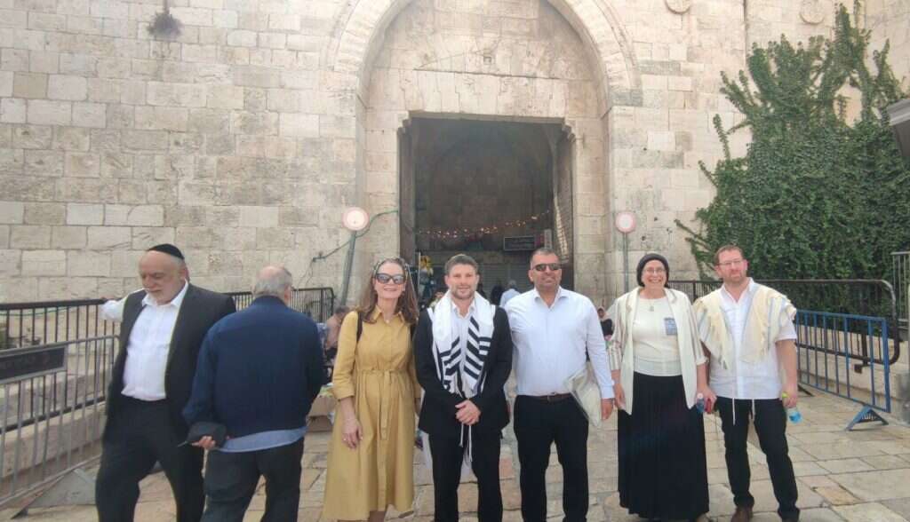 סיעת הציונות הדתית בכותל המערבי