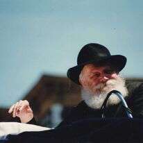 מרגישה את ברכתו. הרבי מלובביץ'. | מרדכי ברון