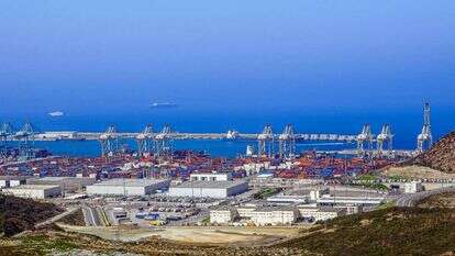 נמל טנג'יר. | שאטרסטוק