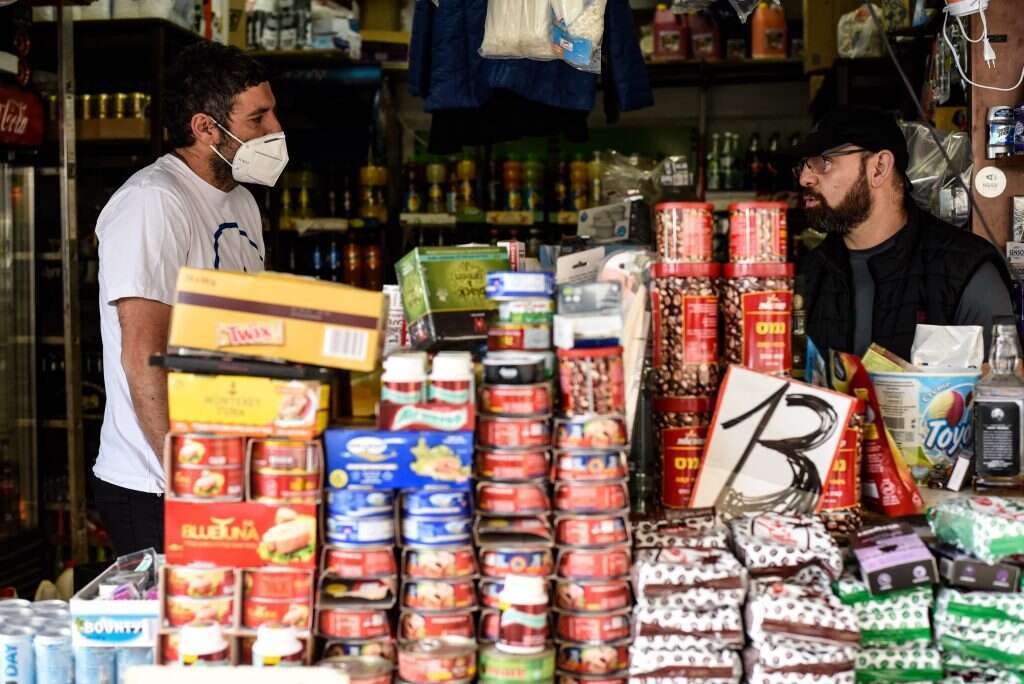 אמיר. | רוני עופר, ג'יני אמיר. | רוני עופר, ג'יני
