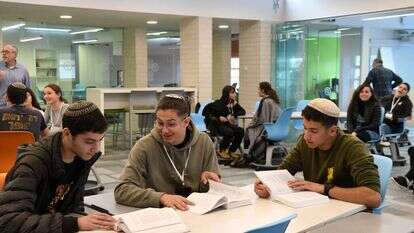 לומדים בדרך שלהם, תלמידי אמית במתחם הגוגיה. | יוסי זליגר