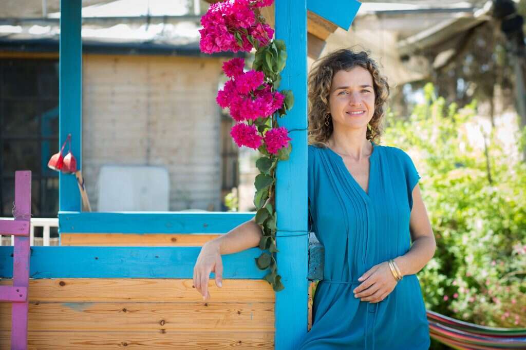 עלמה זהר. | אריק סולטן