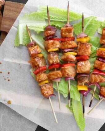 מרינדה אסייתית לשיפודי סלמון. | אפרת ליכטנשטט