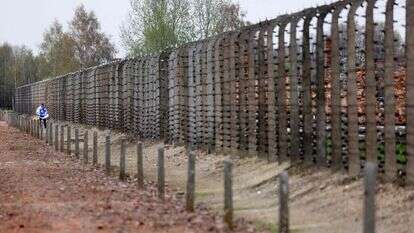גדר מחנה אושוויץ-בירקנאו. | AFP