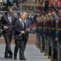 פוטין ונתניהו בטקס "יום הניצחון" במוסקבה, מאי 2018. | AP