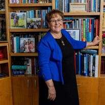 מרים פרץ. | נעמה שטרן