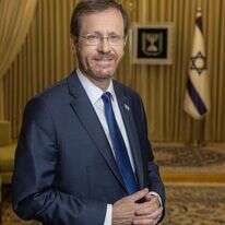 הנשיא הרצוג. | אבישג שאר ישוב