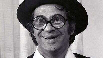 "אתה דומה לאח שלך כמו שני עלים של נענע". עידן סרטי הבורקס. | מסך "אתה דומה לאח שלך כמו שני עלים של נענע". עידן סרטי הבורקס. | מסך