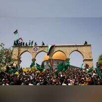 דגלי פלסטין בהר הבית. | ג'מאל עוואד, פלאש 90