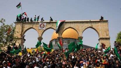 דגלי פלסטין בהר הבית. | ג'מאל עוואד, פלאש 90