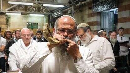 תפילת יום העצמאות במערת המכפלה, 2019. | גרשון אלינסון/פלאש90