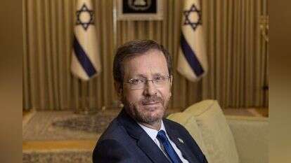 הנשיא הרצוג. | אבישג שאר-ישוב