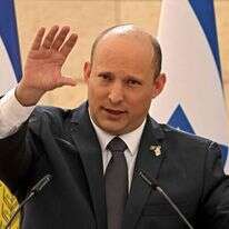 נפתלי בנט בטקס האזכרה לחללי מערכות ישראל של ארגון "יד לבנים", בבית יד לבנים בירושלים. לקרדיט | AFP