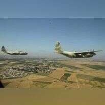 לראות את התמונה הגדולה. מטס יום העצמאות. | מרים צחי