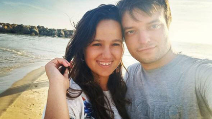 גולב עם ארוסתו | מתוך דף הפייסבוק