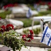 הר הרצל ביום הזיכרון. | יונתן זינדל פלאש90