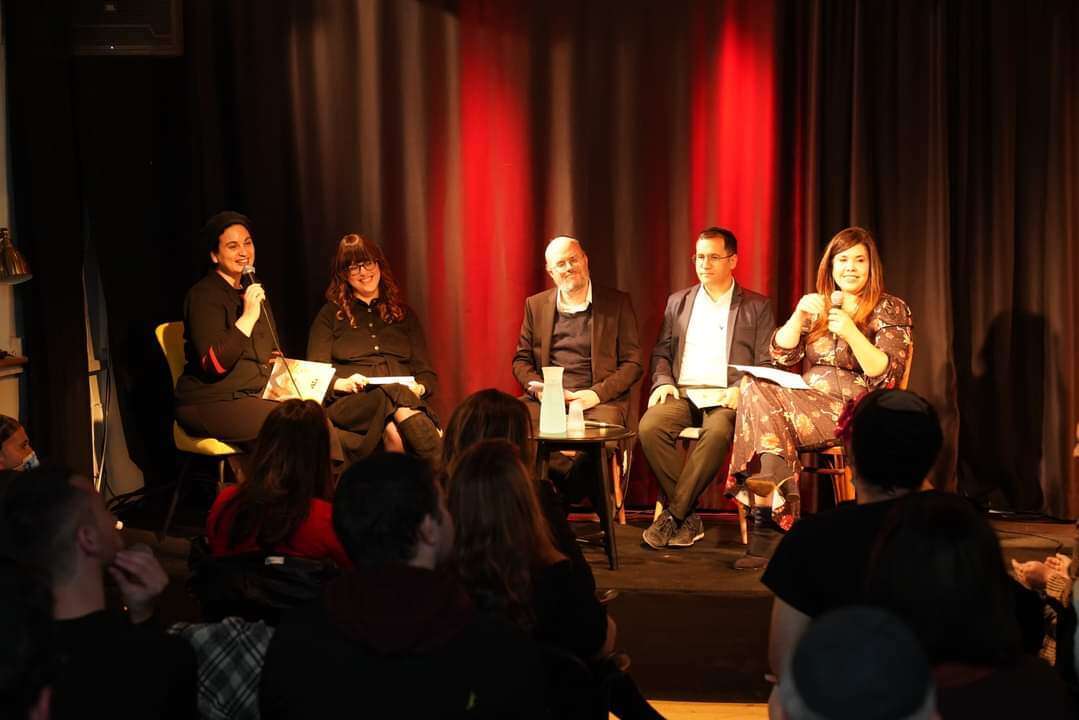 בפאנל השקת "יהי" - כתב עת פואטי למגזר החרדי. | נחמן גולדשטיין בפאנל השקת "יהי" - כתב עת פואטי למגזר החרדי. | נחמן גולדשטיין