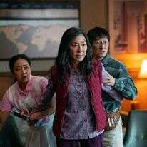 "הכול בכל מקום בבת אחת". | באדיבות סרטי יונייטד קינג