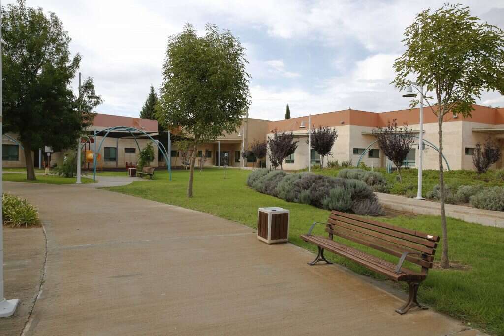 "המציאות לא פעם קשה יותר". מוסד לבעלי מוגבלות, אילוסטרציה. | יהודה פרץ