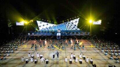 יונתן זינדל, פלאש 90