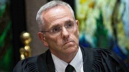 מינץ. | יונתן זינדל, פלאש 90