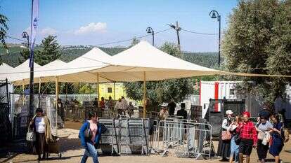 הכניסה למתחם ציון הרשב"י, אתמול. | דוד כהן, פלאש 90