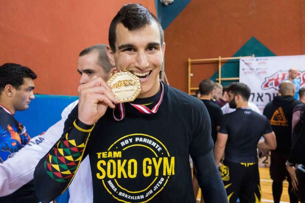 חכם בזירה. לוי בנצחון הבכורה. | באדיבות המצולם