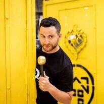 גיא הוכמן. | אריק סולטן