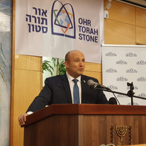 ראש הממשלה בנט במדרשת לינדנבאום