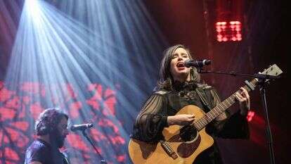 איה כורם. | אבישג שאר–ישוב