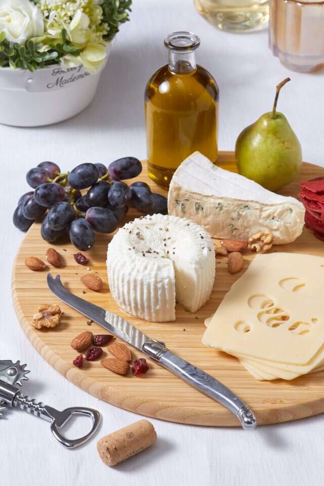 באדיבות חצי חינם