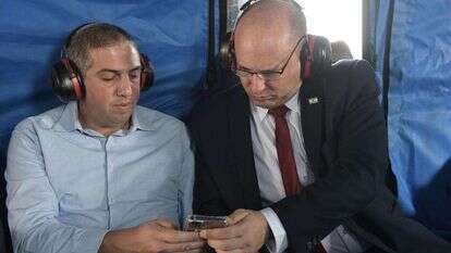 גן־צבי עם בנט בטיסה במסוק