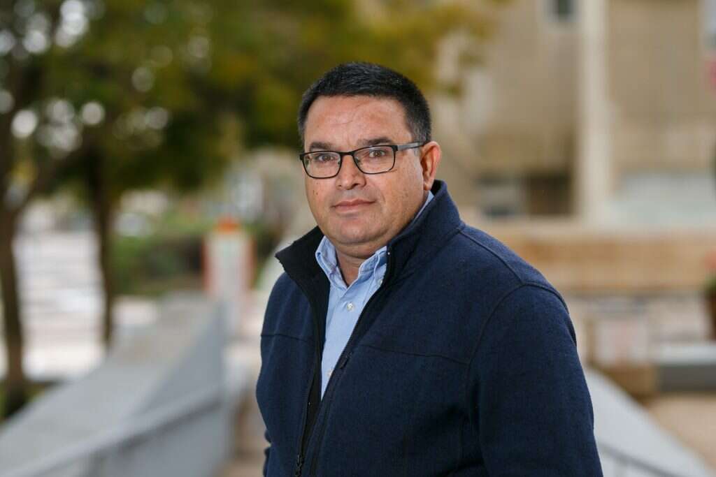 מיכאל ביטון. | לירון מולדובן