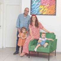 משפחת גרוס פתח־תקווה. | אבישג שאר-ישוב